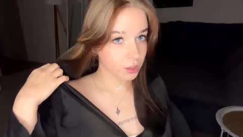 Janni online show from October 21, 4:22 pm