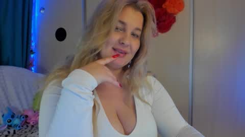 JansyLines online show from September 25, 6:45 am