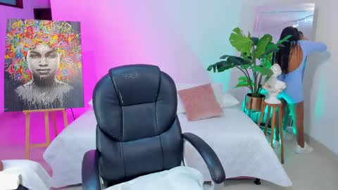 JANY online show from May 2, 11:02 am