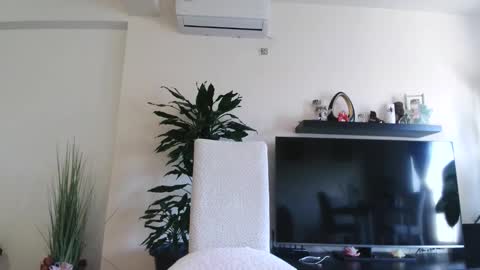 jaqueline88 online show from November 24, 6:59 am