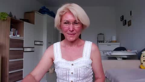 Jasmin room for people 40 online show from May 22, 1:09 pm