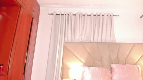 jasmin_melons online show from December 17, 3:22 am