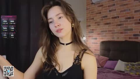 Chloe online show from November 25, 6:15 am