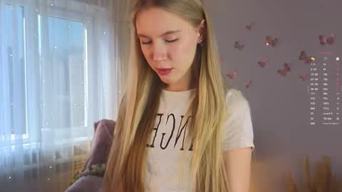 Chloe online show from March 15, 7:32 am