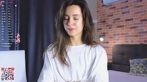 Snapshot of jasmindoroti chatting on September 29, 7:13 am Chloe online show from September 29, 7:13 am