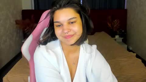 Jasmine Burke online show from July 7, 7:23 am
