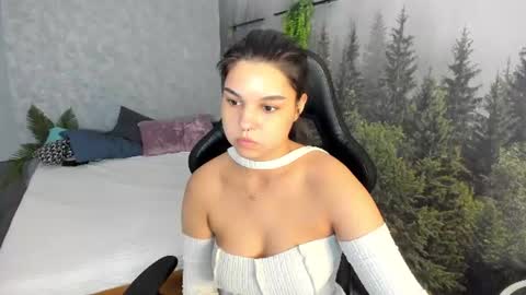 Jasmine Burke online show from July 1, 1:16 am
