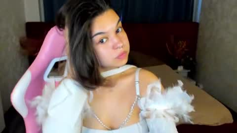 Jasmine Burke online show from July 14, 1:17 am