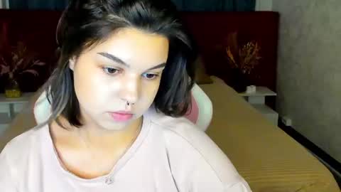 Jasmine Burke online show from July 18, 1:20 am