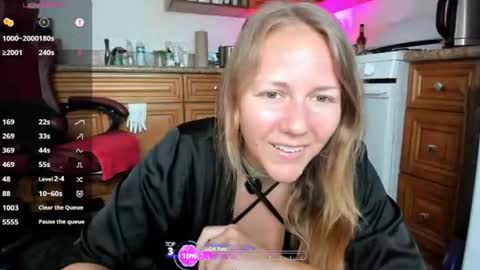 Jasmine Daze online show from June 27, 10:38 pm