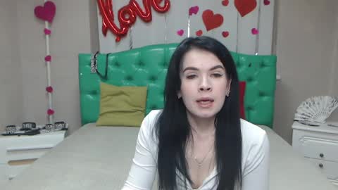 JasmineKouch online show from April 1, 6:16 pm