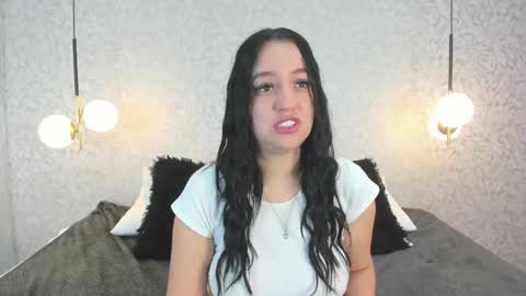 Snapshot of jazlin_angels chatting on September 10, 3:34 pm JAZLIN ANGELS online show from September 10, 3:34 pm