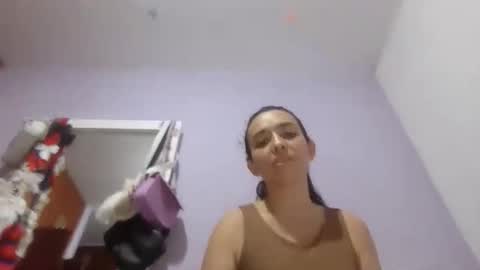 jazminojeda online show from May 1, 3:10 am