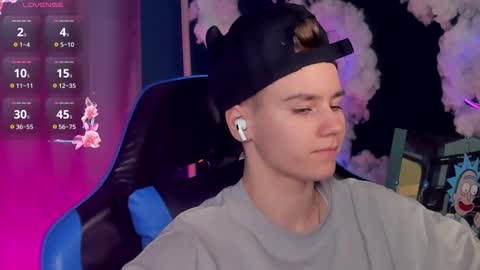 jean_wilsons online show from February 7, 11:25 am