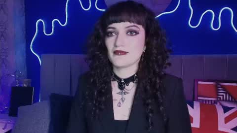 Jean online show from July 18, 8:11 pm