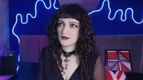 Jean online show from June 20, 7:39 pm