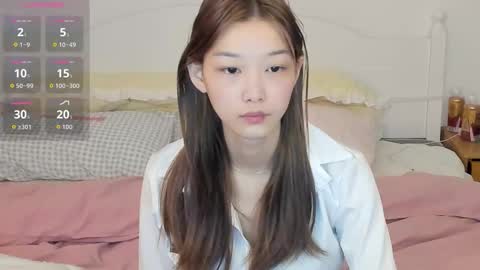 jelenaania online show from December 19, 1:54 am