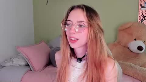 Jelly  online show from July 8, 2:03 am