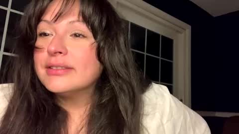 Snapshot of jellybeanin chatting on February 9, 8:11 am Jelli online show from February 9, 8:11 am