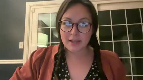 Snapshot of jellybeanin chatting on January 6, 5:41 am Jelli online show from January 6, 5:41 am