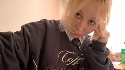 Jessica online show from March 6, 6:41 am