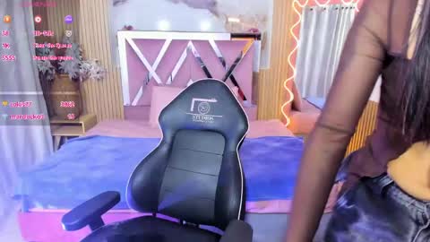 jenna_tay1 online show from May 16, 12:24 am