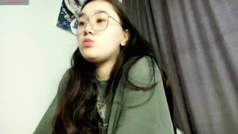 Snapshot of jennatyan chatting on February 19, 8:01 am JENNA online show from February 19, 8:01 am