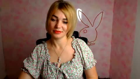 Jennifer online show from July 25, 11:50 am