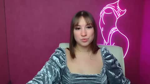 Snapshot of jennifer_xo_ chatting on January 24, 6:35 am Jennifer online show from January 24, 6:35 am