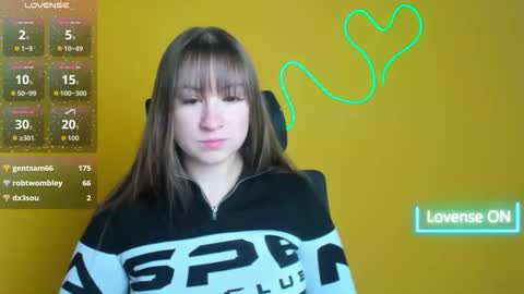 Snapshot of jennifer_xo_ chatting on October 19, 6:37 am Jennifer online show from October 19, 6:37 am