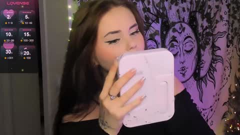 Jenni online show from January 17, 7:30 am