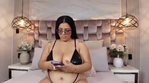Jennsexy  online show from August 1, 7:05 pm
