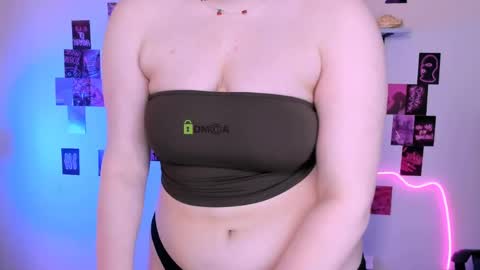 YOUR BEST WAY TO HAVE FUN online show from May 21, 7:12 pm