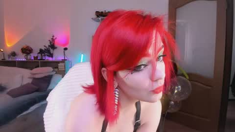 Jenny Piper online show from May 3, 3:43 am