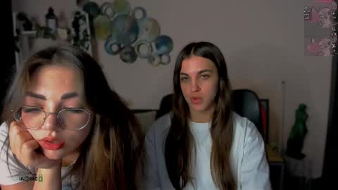 Jenny online show from April 18, 5:37 pm