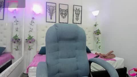 jenny_stark online show from July 19, 11:34 am