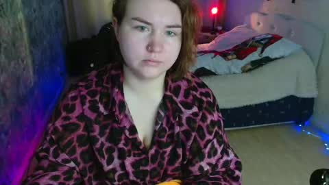 Jenny online show from May 30, 7:39 am