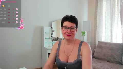 Jenny online show from May 2, 8:28 am