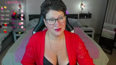 Jenny online show from July 8, 8:05 am