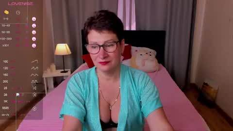 Jenny online show from June 21, 7:56 am