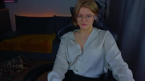  JessieVibes online show from September 23, 4:16 pm