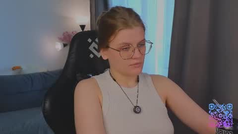  JessieVibes online show from June 16, 2:18 pm