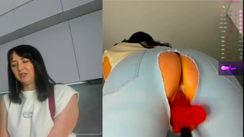 Snapshot of jess_benz chatting on December 9, 2:45 am Jessica online show from December 9, 2:45 am