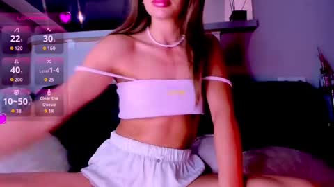 Jess online show from August 2, 12:02 am
