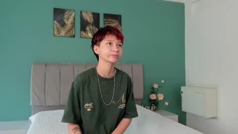 Jessi online show from April 29, 8:47 pm