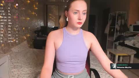 Mila online show from December 22, 1:09 am