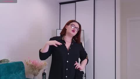 Snapshot of jessica_joy_ chatting on December 10, 1:54 am Natalia online show from December 10, 1:54 am