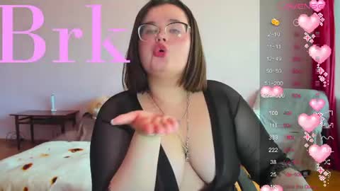 Natalia online show from June 18, 6:26 am