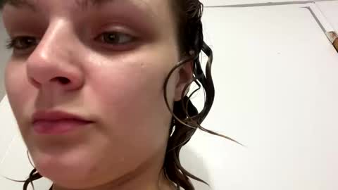 jessicaa6999 online show from April 21, 2:48 am