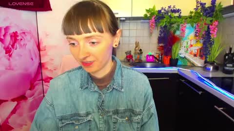 jessicaforris online show from April 30, 7:24 am